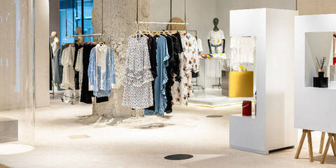 服裝業(yè)暖春遇冷 三月紡織服裝零售額加速下跌