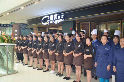 港優茶餐廳服務要點解析與住宿融合思考